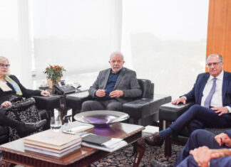 União dos Três Poderes após atos de violência enfraquece oposição a Lula, analisa Kobayashi