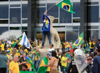 PGR pede abertura de inquérito contra três deputados por incitação a ‘atos antidemocráticos’