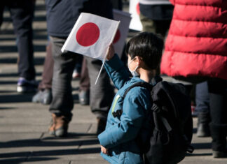Japão vai pagar mais de R$ 40 mil por criança para quem aceitar se mudar de Tóquio