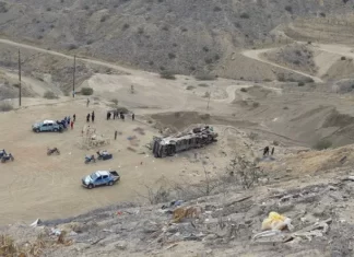 Mundo: Acidente de ônibus deixa ao menos 24 mortos