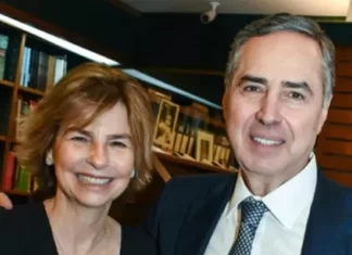 Mulher do ministro Barroso, do STF, morre aos 57 anos