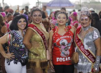 Desfile de Idosos e Espaço Acessível marcam ações da Sejusc no Carnaval na Floresta