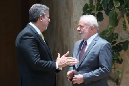 Arthur-Lira-e-Lula-450x300.jpg