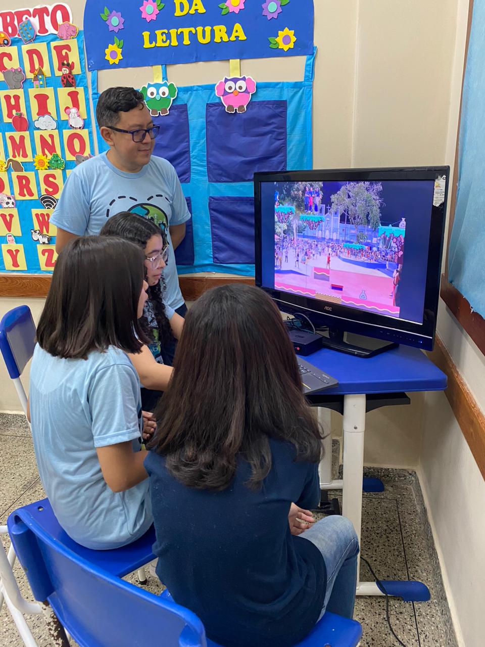 FAPEAM. Alunas participantes do projeto. Foto. Acervo do professor André Belo da Silva