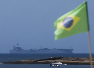 Israel diz que atracagem de navios de guerra iranianos no Brasil é “lamentável”