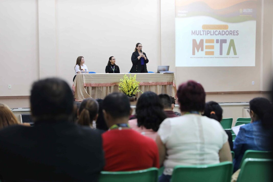 Apresentação Mais Saber aos multiplicadores_Foto_Euzivaldo Queiroz_Seduc (1)