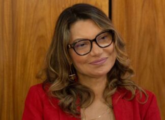 Janja chama jornalistas de ‘vira-latas’, depois nega e diz que foi para bolsonaristas