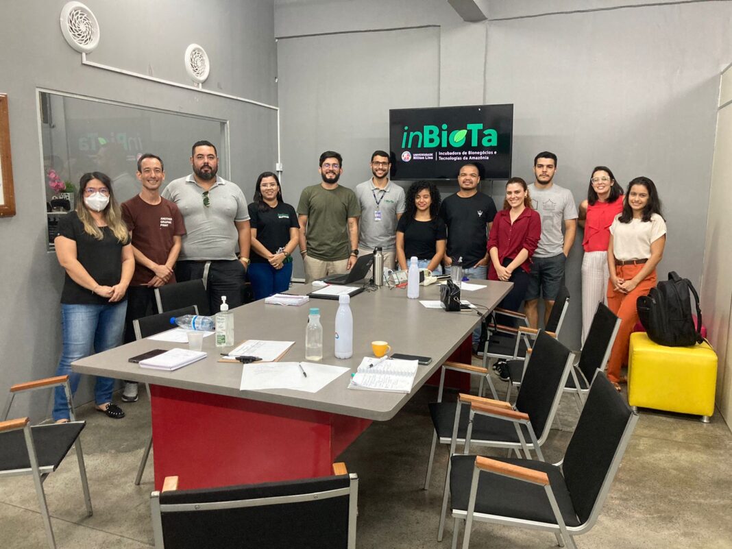 FAPEAM _ Incubadora _ Foto _ Acervo Pessoal (1)