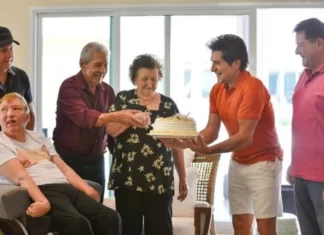 Morre, aos 82 anos, Maria Apparecida, mãe do cantor Daniel