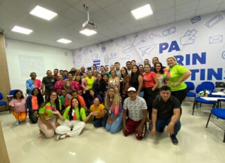 Em Parintins, Governo do Amazonas promove qualificação para 120 trabalhadores do turismo