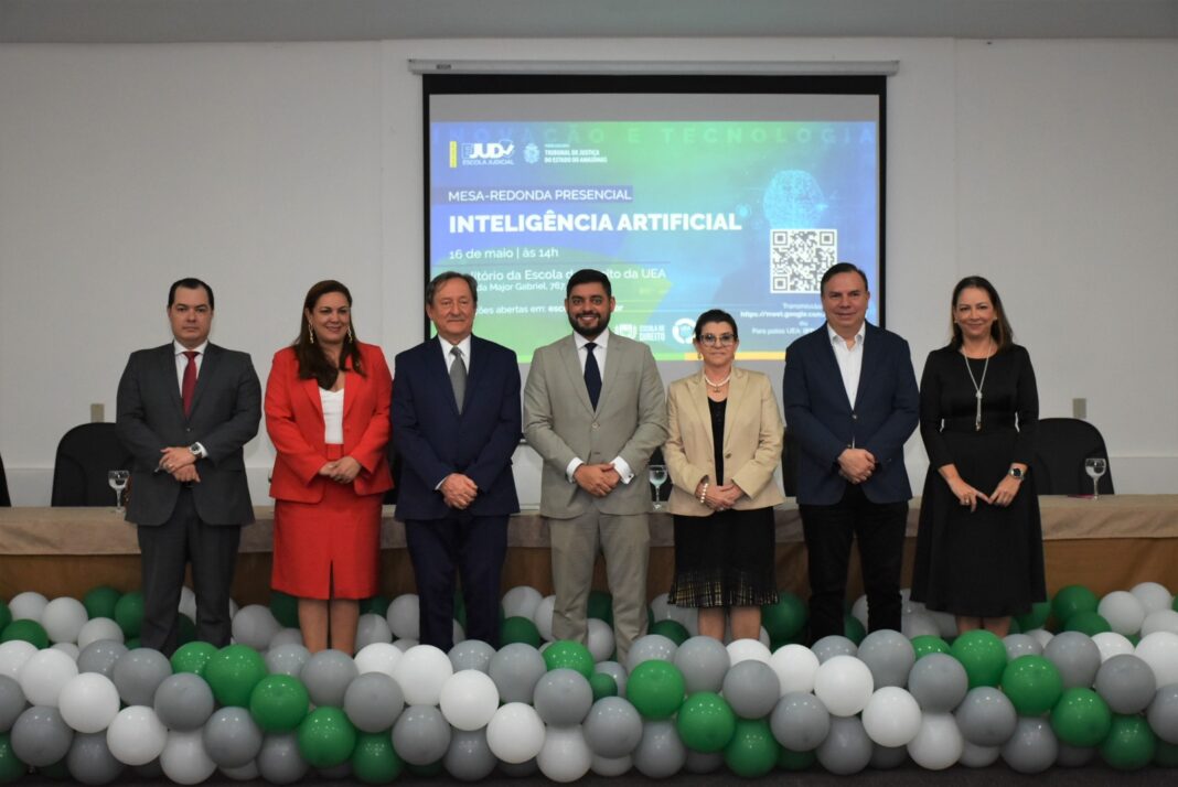 Assinatura de acordo entre UEA e Escola do Judicial do TJAM (2)