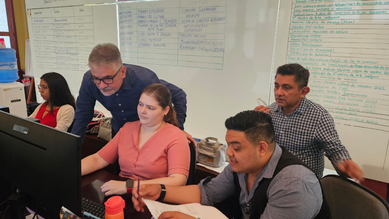 Prefeitura credencia plano de a&ccedil;&atilde;o de Manaus no Minc para receber recursos  da Lei Paulo Gustavo - Chumbo Grosso