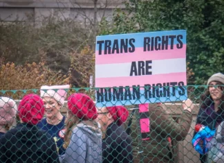 Estado dos EUA bane ‘mulheres trans’ de times femininos de universidades