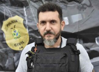 PC-AM prende motorista de aplicativo por roubo praticado em residências de passageiros