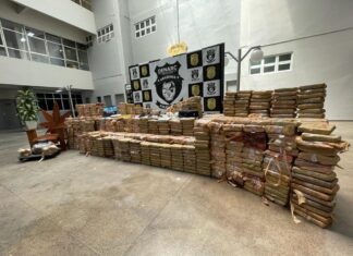 PC-AM prende trio em posse de mais de meia tonelada de maconha e cocaína avaliada em mais de R$ 8 milhões
