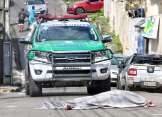 Pai é morto na frente da filha a caminho da escola em Manaus