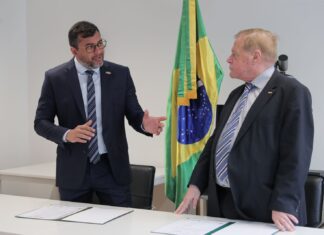 Wilson Lima formaliza cooperação com o Conselho Mundial de Energia para troca de experiências e tecnologias