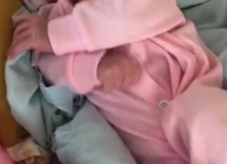 Mãe sem coração enrola a filha recém-nascida no lençol e deixa na calçada em Manaus