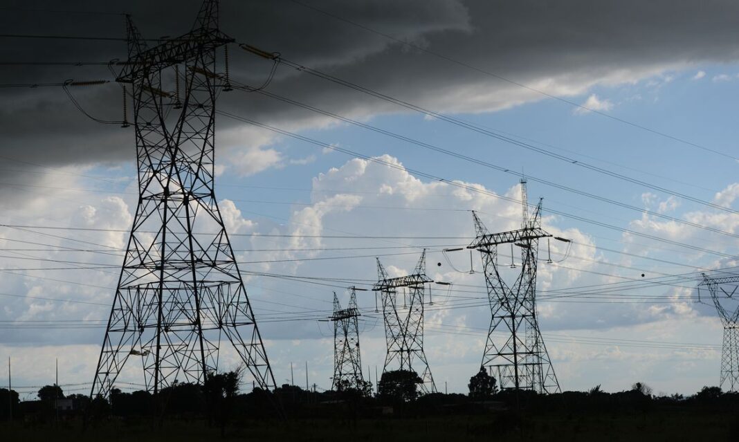 946196-energia_linha-de-transmissao-16.jpg