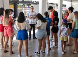 Bumbódromo recebe visitantes para conhecer os bastidores do 56º Festival Folclórico de Parintins
