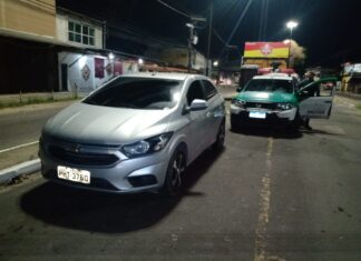 PMAM recupera veículo com restrição de roubo, na zona centro-oeste