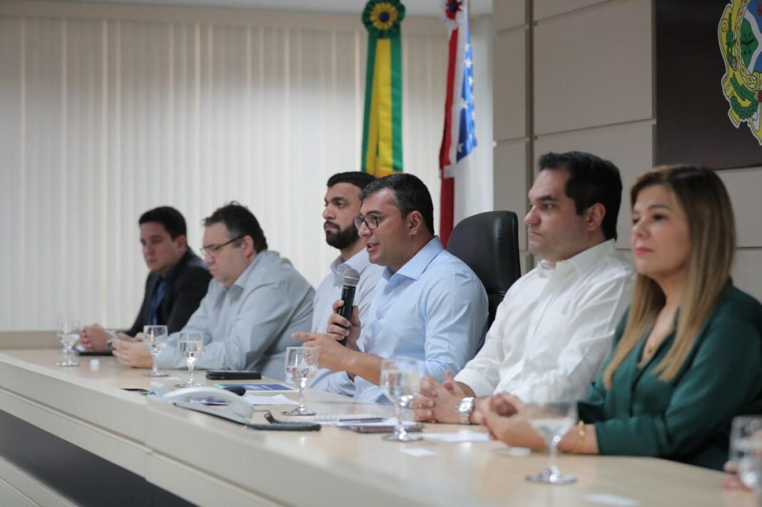 Reajuste dos profissionais da educação, encaminhado pelo Governo do Amazonas, é aprovado na Aleam