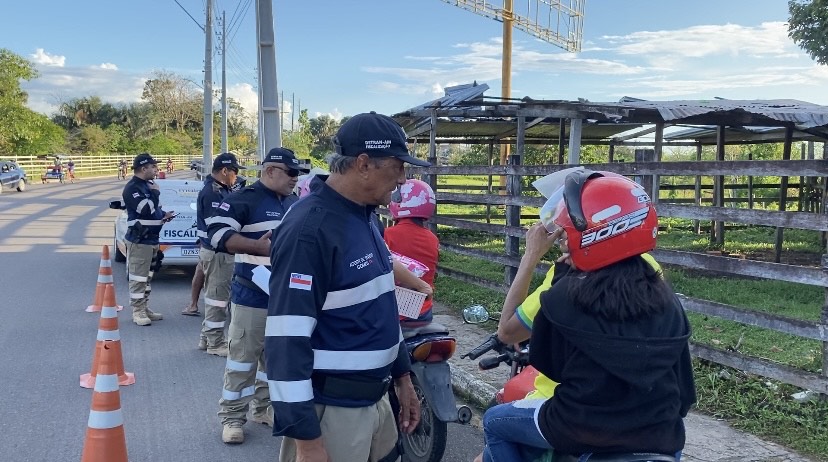 Secom - Detran-AM coordena tráfego viário em Parintins2