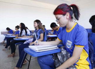 Alunos da rede estadual conquistam 61 medalhas na Olimpíada Brasileira de Astronomia e Astronáutica