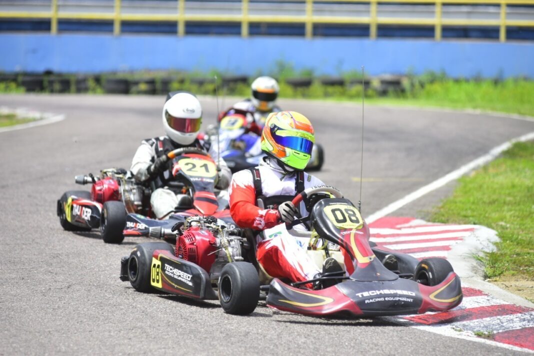 SEDEL Kart agita o sabado na Vila Olimpica de Manaus FOTO Mauro Neto