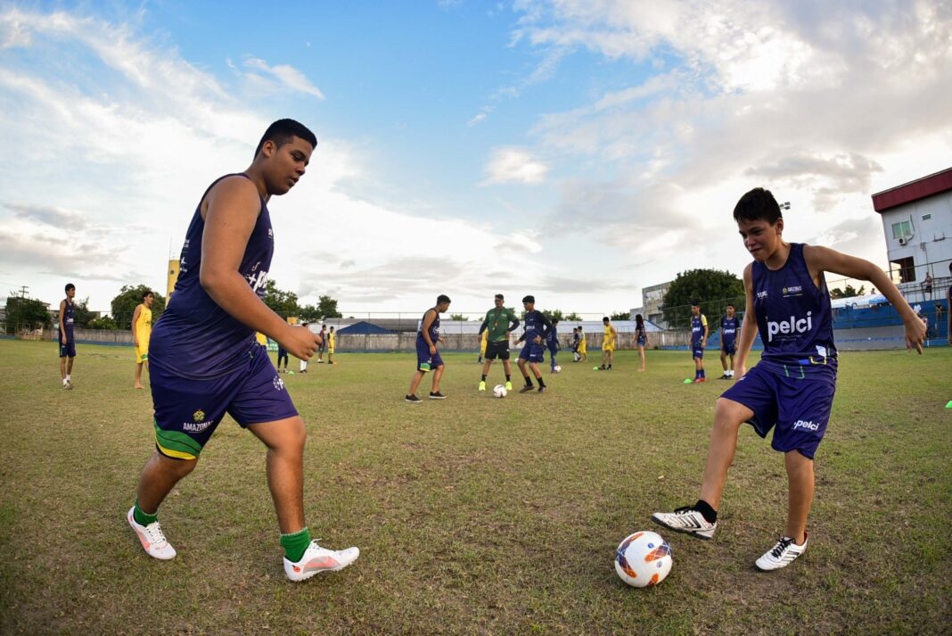 SEDEL - Programas Pelci e RespirAR beneficiam famílias com esporte e lazer nos estádios - FOTO Mauro Neto