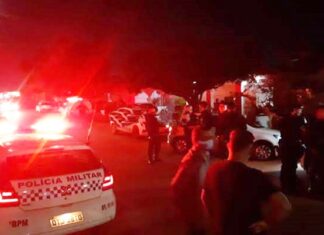 Idoso chama garotas do ‘Orgulho’ para se divertir em casa e acaba roubado por bando