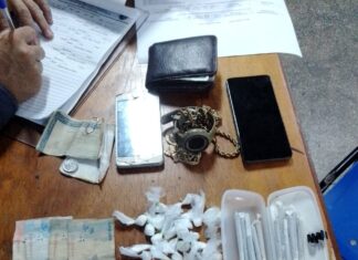 Em Parintins, PMAM prende dupla por tráfico de drogas