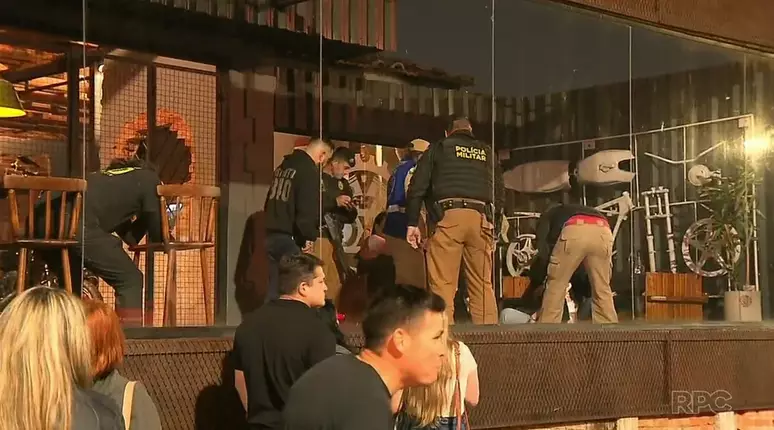 policia-local-crime-bar-1jyd9hvzbx8px