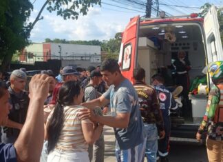 Esposa implora para marido sobreviver após ser alvejado na cabeça na zona leste da capital amazonense