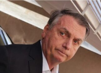 Polícia Federal pede quebra de sigilo bancário e fiscal de Bolsonaro