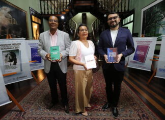 Prefeitura realiza noite de autógrafos com autores vencedores dos prêmios Literários Cidade de Manaus