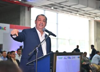Senador Omar cobra do MEC a criação de mais universidades federais no interior do Amazonas