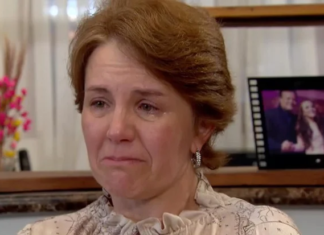 Mãe de Larissa Manoela chora em entrevista, e diz: ‘Nunca quis o dinheiro dela’