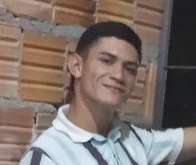 Polícia Civil divulga imagem de jovem que desapareceu no bairro Cidade de Deus Luiz Felipe Ferreira/  Informações podem ser repassadas pelos números (92) 3667-7713 da Deops, ou 181, da SSP-AM
