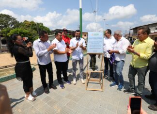 Wilson Lima inaugura iluminação de LED e vistoria reta final de pavimentação viária em Tapauá