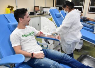 Solidariedade: Colaboradores dos Programas Pelci e RespirAR fazem doação de sangue ao Hemoam