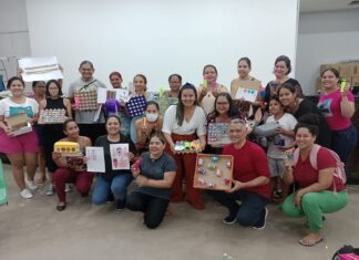 Policlínica Codajás realiza oficina de brinquedos inclusivos para pais e cuidadores de crianças do Centro Especializado em Reabilitação Tipo IV