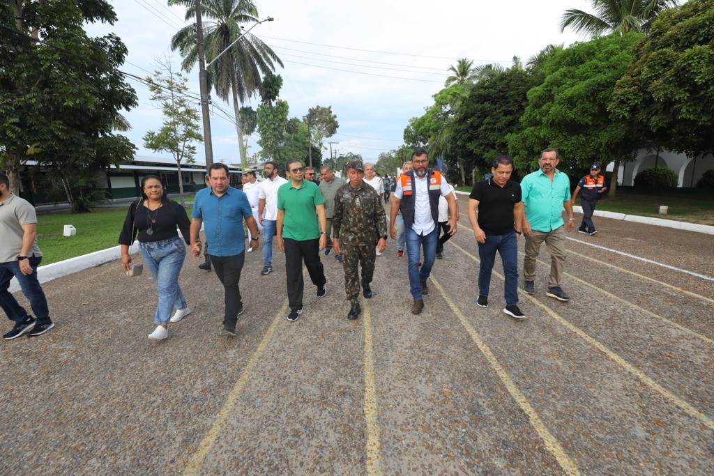 Governador Wilson Lima confere balanço da ação integrada do Estado e Forças Armadas na Operação Estiagem na região do Solimões_Fotos_Alex Pazuello_Secom