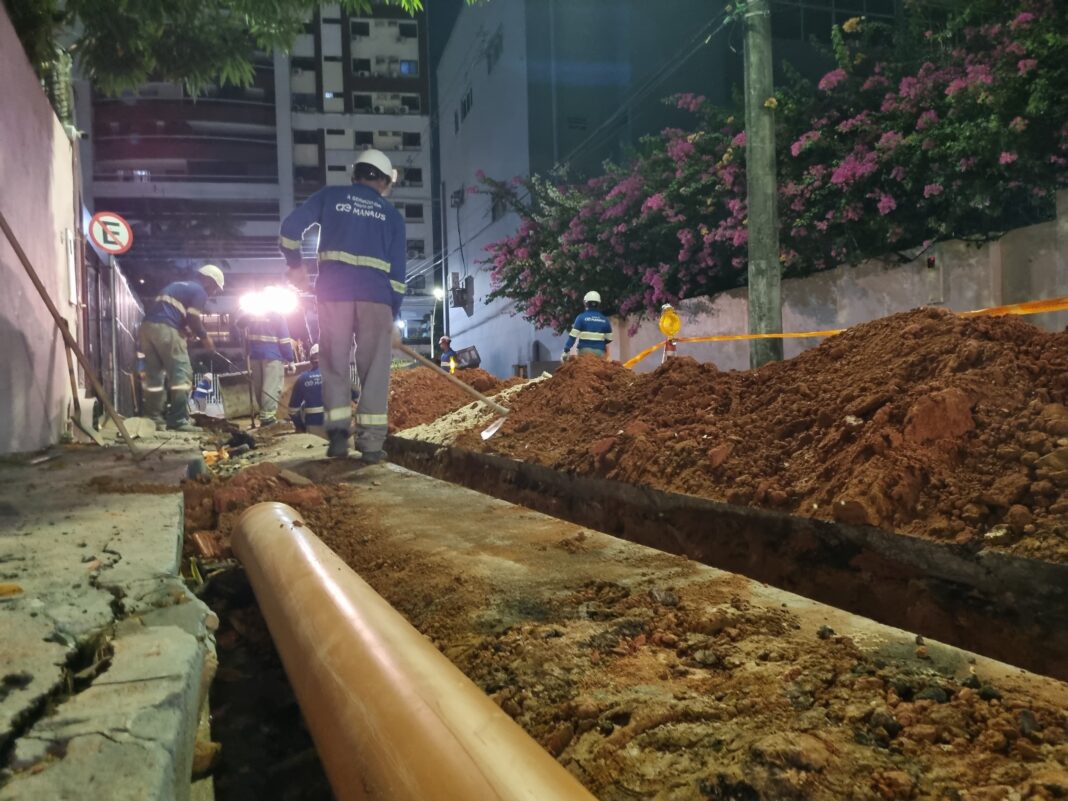 OBRAS ESOGTO 4