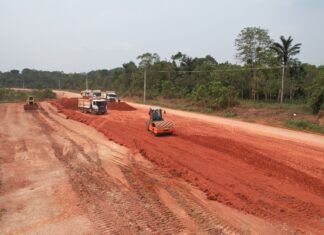 Manacapuru: Governo do Amazonas avança com obra de revitalização e ampliação da rodovia AM-453