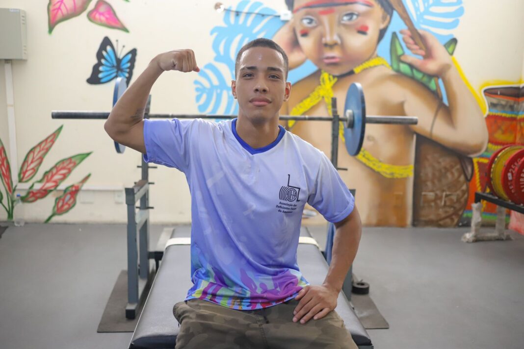 SEDEL - Lucas dos Santos promessa no halterofilismo iniciou no esporte aos 13 anos atualmente conta com o apoio do Governo do Amazonas FOTO Julcemar alves