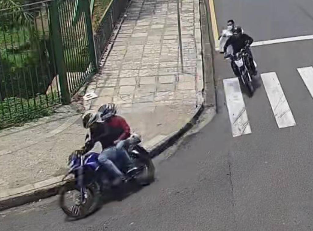 SSP-AM_PAREDÃO ASSALTO LOJA CELULARES_FOTO DIVULGAÇÃO_SSP-AM (3)