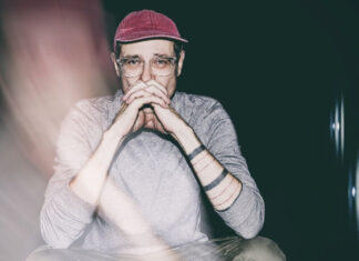 Kollektiv Turmstrasse lança “Distant Love”, 2º single do álbum a caminho