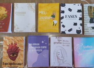 Escola em Tefé realiza sessão de autógrafos de livros produzidos pelos estudantes do PCE