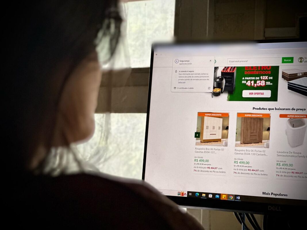 PC-AM COMPRAS ONLINE NO FIM DE ANO_FOTO BEATRIZ SAMPAIO